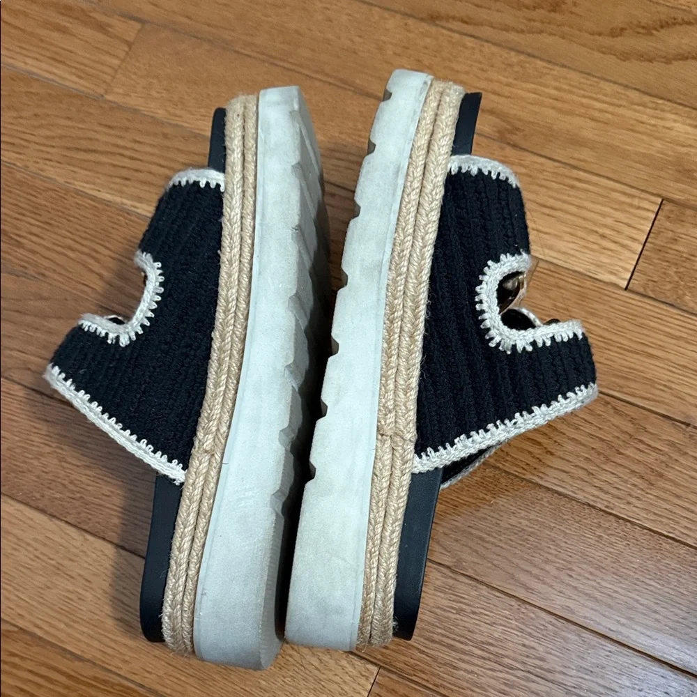 Madden Girl Black and Cream Buckle Sandals - Picture 7 of 8